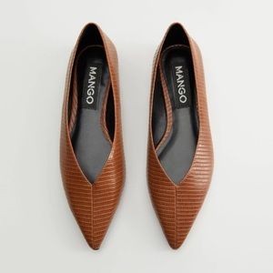NWOT Mango Orange Brown Pointed Toe Flats